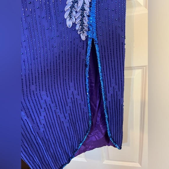 Stunning Beaded and Sequined Gown 100% Silk Size 14 - Picture 13 of 14